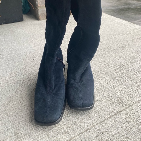 Blue Velvet boots - Picture 2 of 5